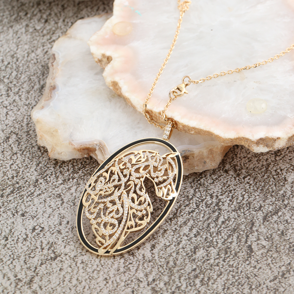 NEW  HORSE NECKLACE